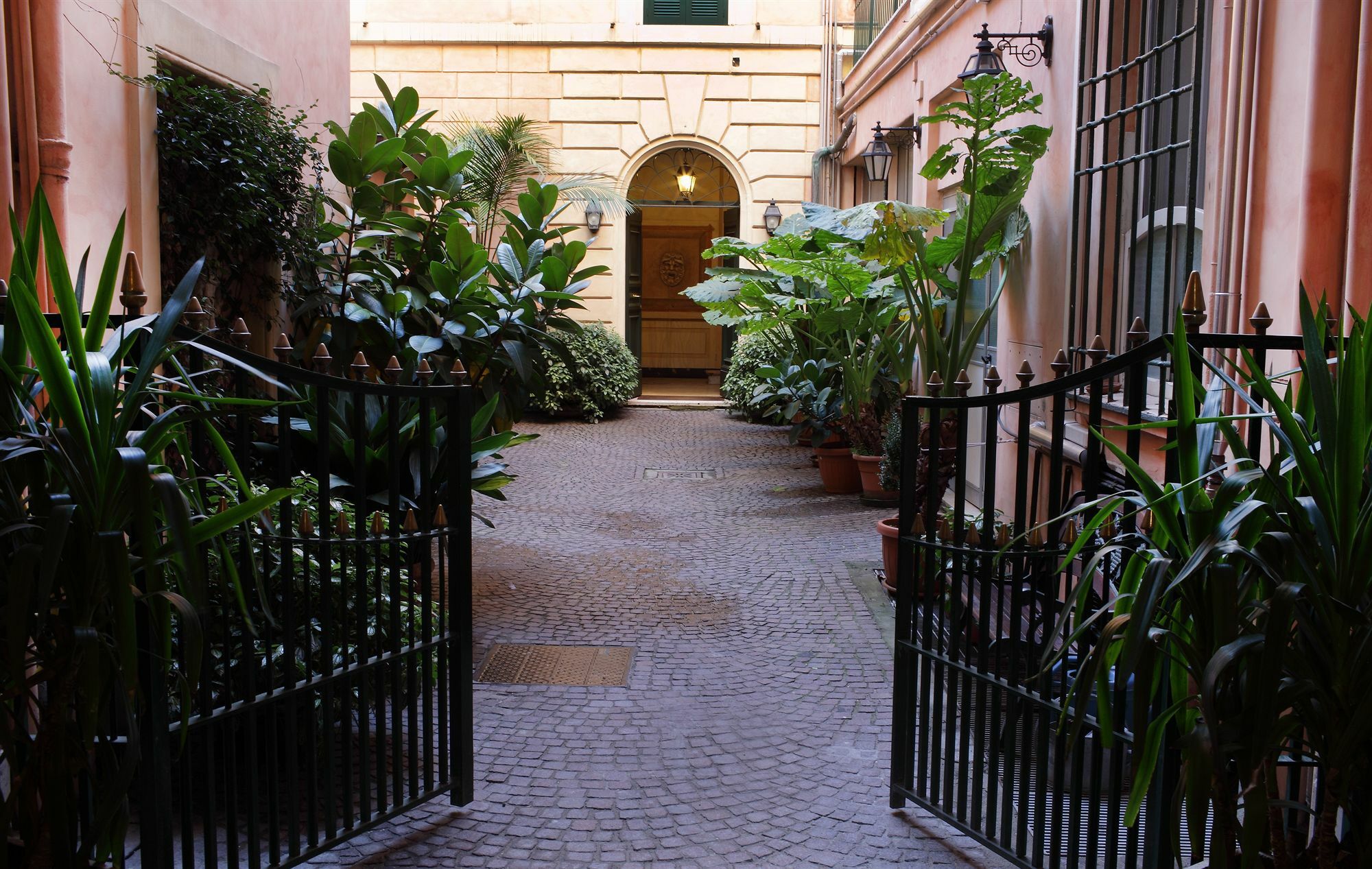 At Forty-One Rome Exterior photo